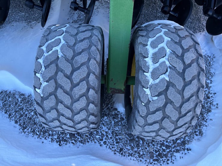 john-deere-1590-image-34