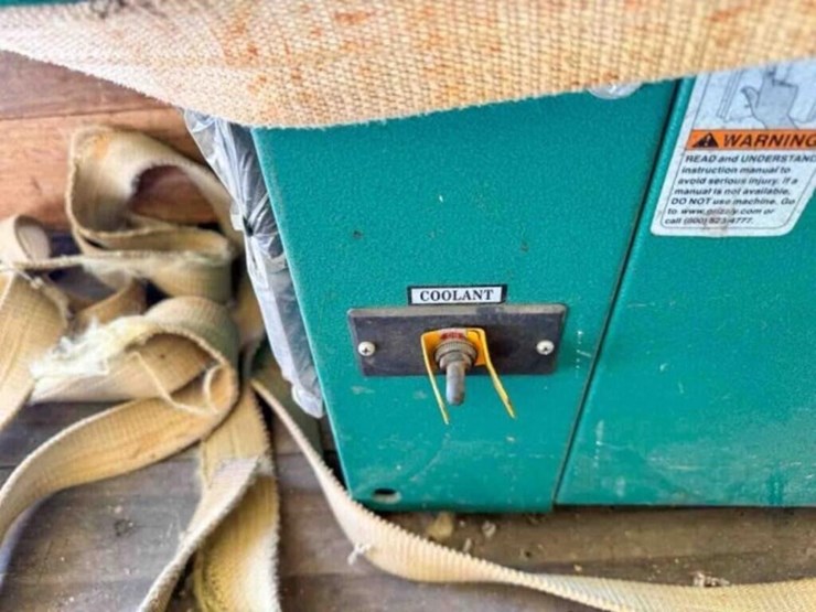 2010-grizzly-ind-band-saw,-coolant,-image-3