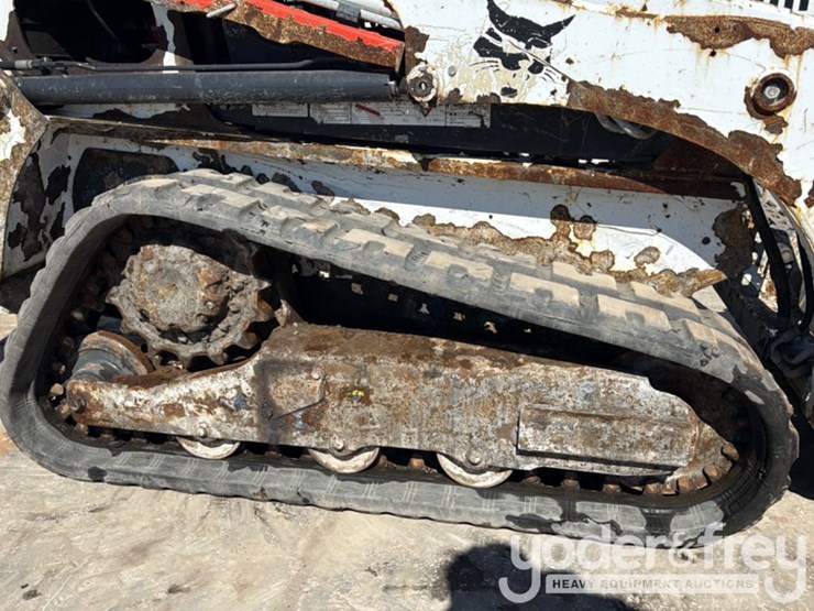 2019-bobcat-t450-image-8