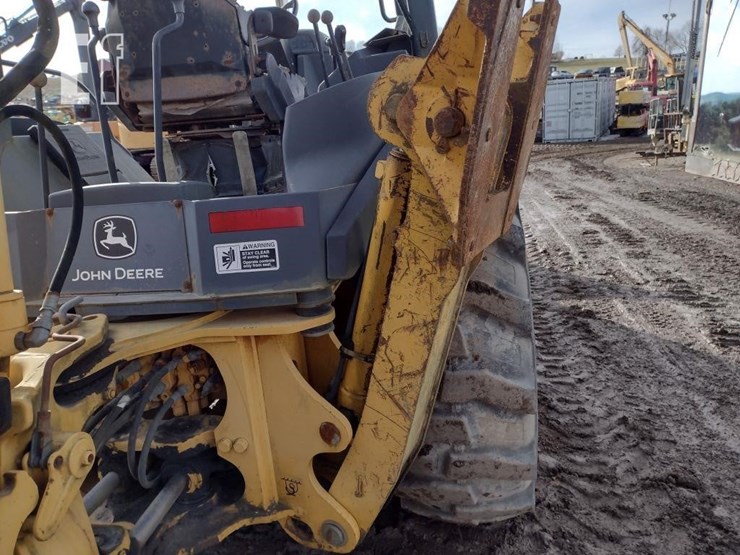 2005-deere-310g-image-24