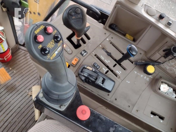 2010-john-deere-7130-image-9