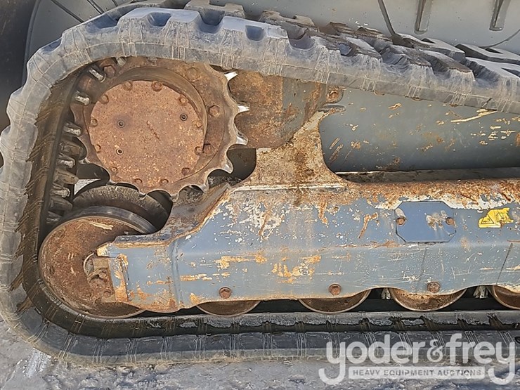 2017-takeuchi-tl12v2-image-9