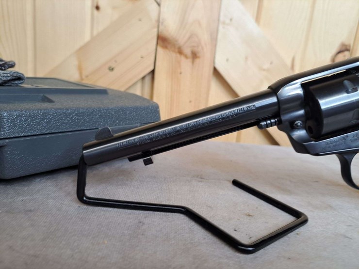 ruger-new-model-single-six-.22-lr/.22-magnum-sa-revolver-image-5