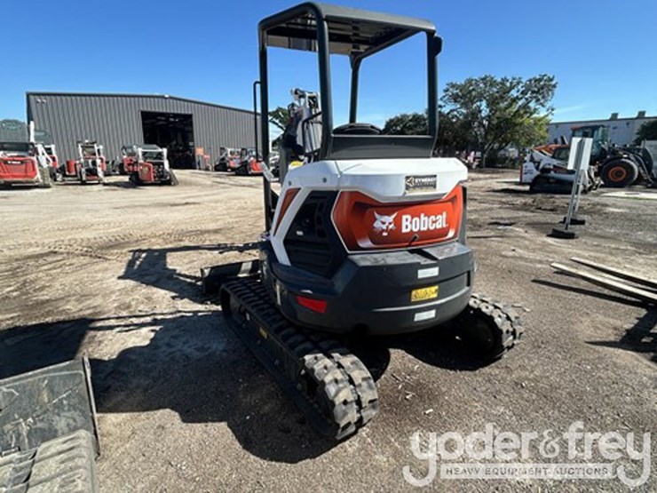 2022-bobcat-e35r2-image-3