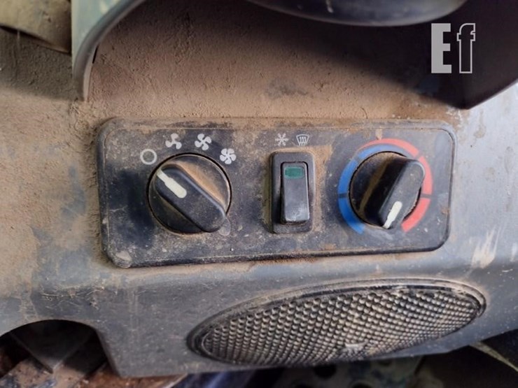 2019-bobcat-t770-image-13