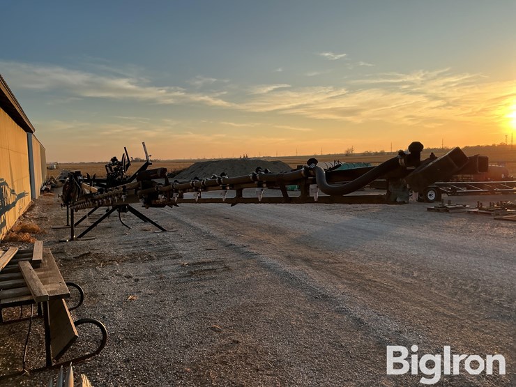 schaben-81’-folding-sprayer-boom-image-5