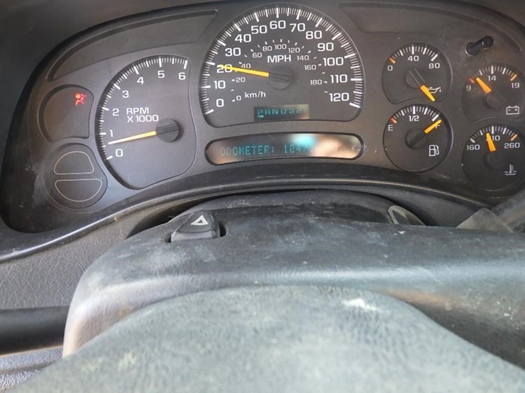 2003-gmc-1500-image-23