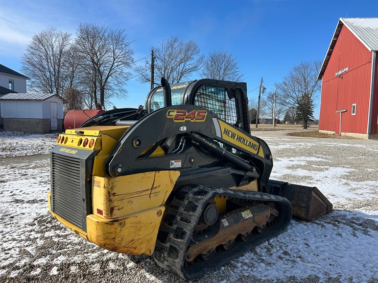 new-holland-c245-image-36