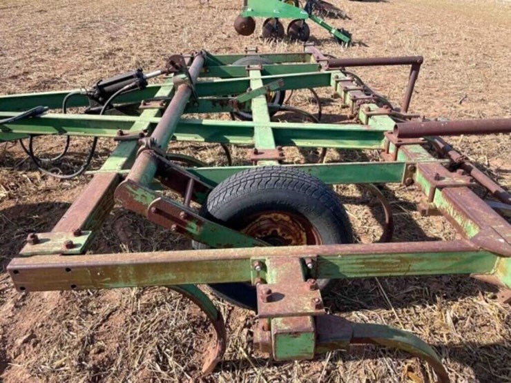 john-deere-hoeme-image-11