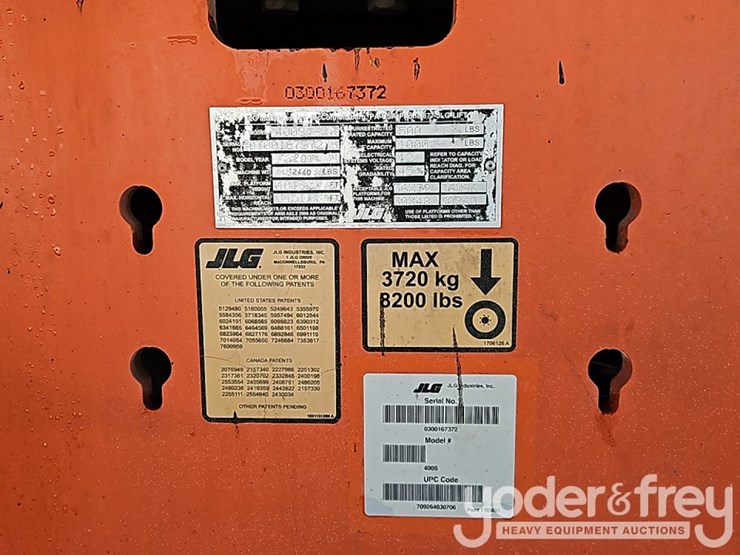 2013-jlg-400s-image-23