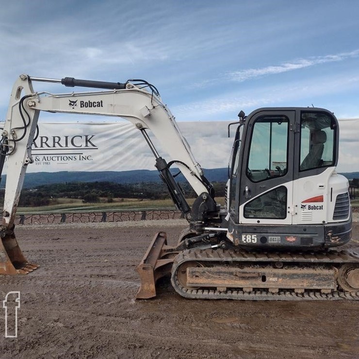 2014 BOBCAT E85