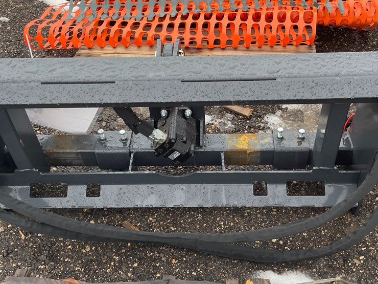 #1462-•-unused-landhonor-skidsteer-3-point-hitch-adapter-image-6