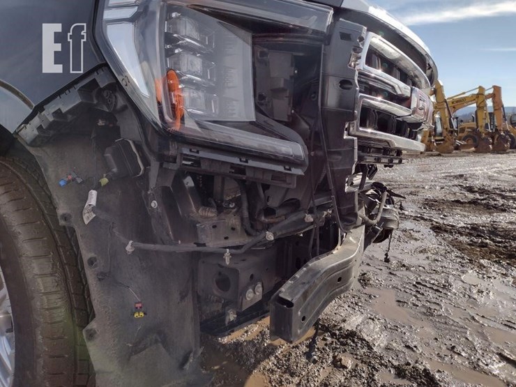 2022-gmc-yukon-slt-image-35