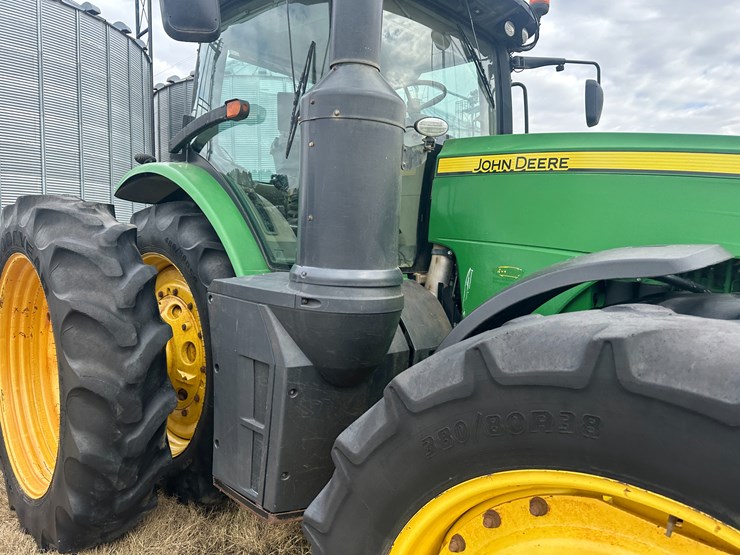2010-john-deere-8345r-image-42