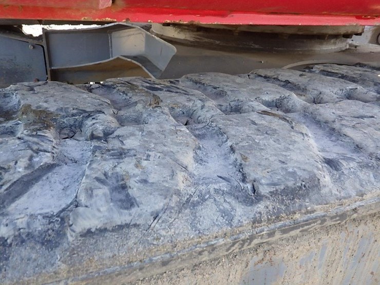 takeuchi-tb260-image-31