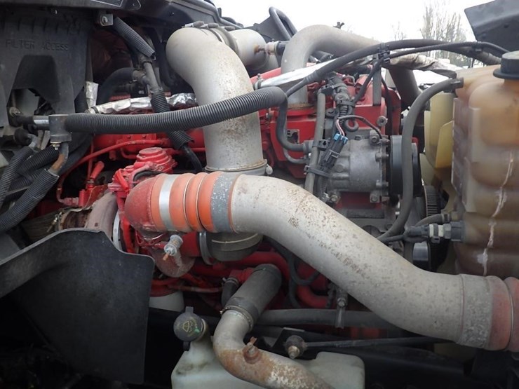 2016-international-prostar-image-31