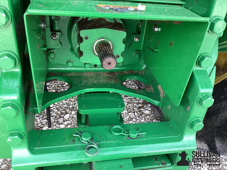 2016-john-deere-8295r-image-18