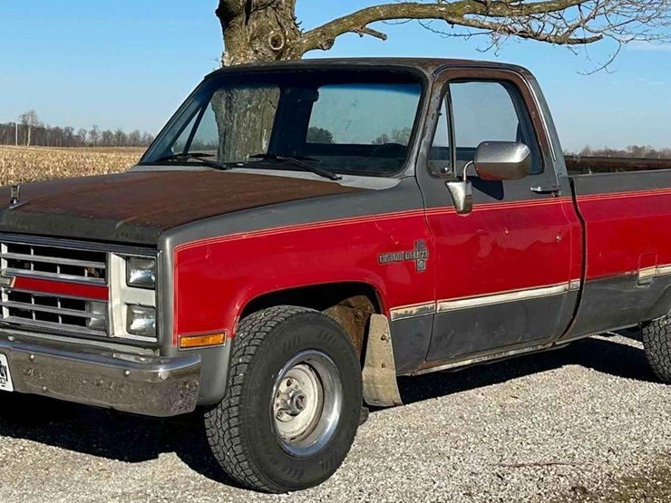 1987-chevrolet-c10-image-1