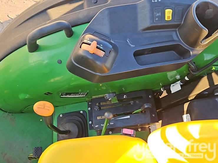 2024-john-deere-5075e-image-20