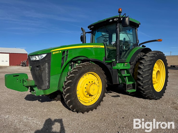 2012-john-deere-8285r-image-1