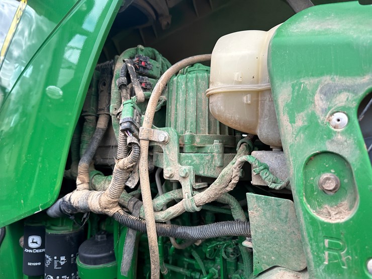 2010-john-deere-8345r-image-62