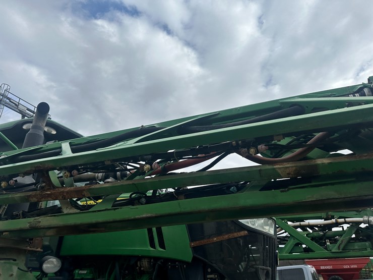 2014-john-deere-r4038-image-50