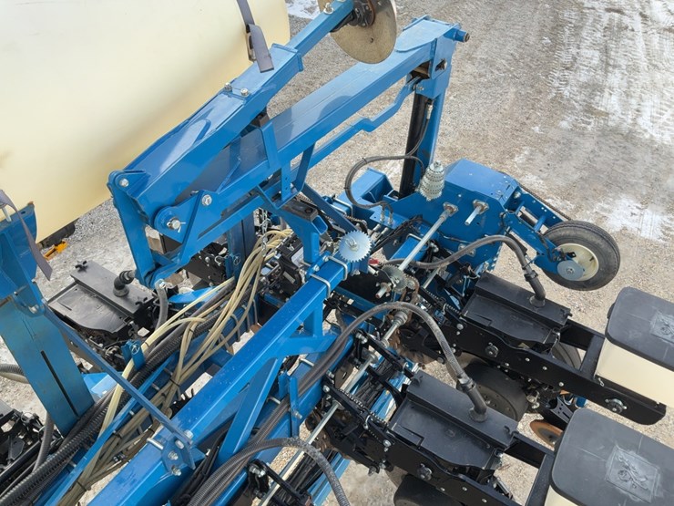 kinze-3600-image-72