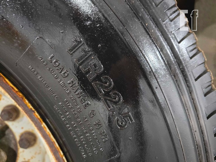 2002-international-durastar-4400-image-34