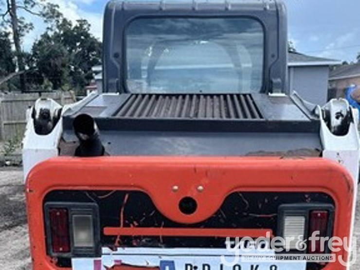 2020-bobcat-t450-image-3