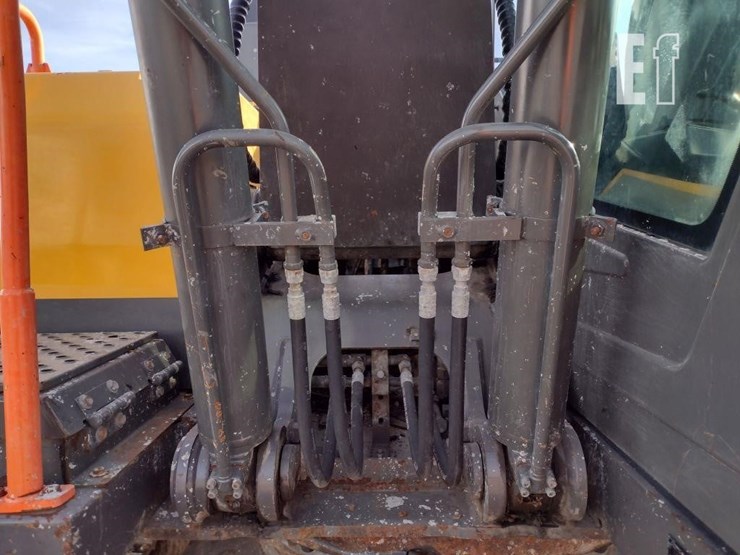 2019-volvo-ec140el-image-21