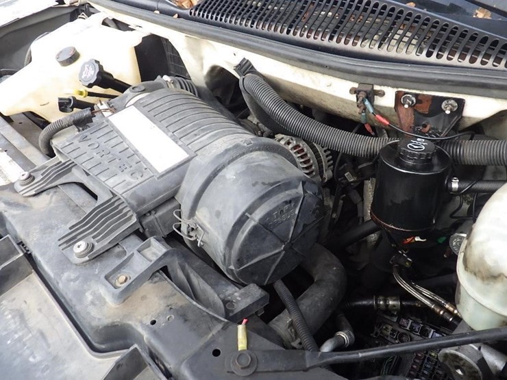 2005-chevrolet-express-2500-image-12