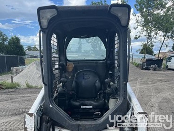 2020-bobcat-t450-image-5