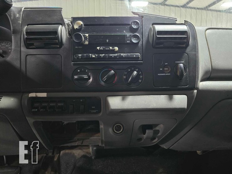 2007-ford-f550-sd-image-13