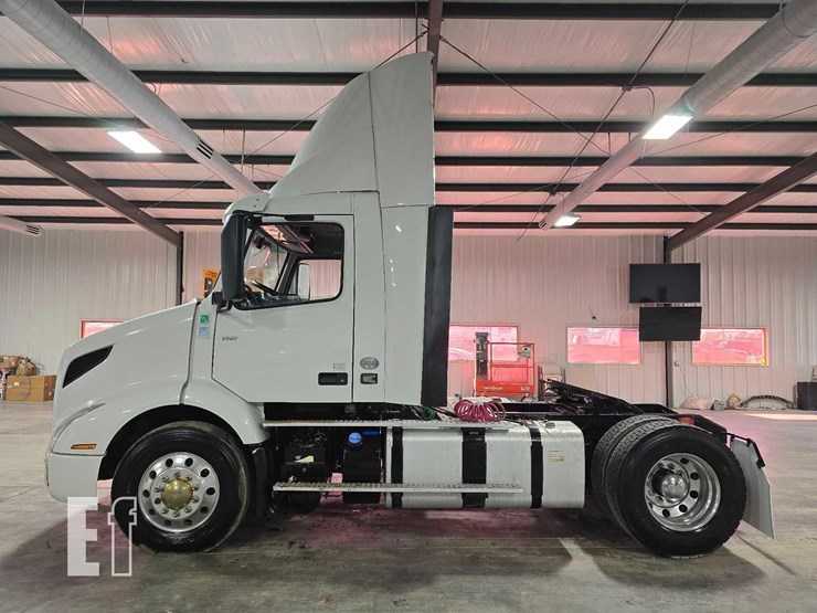 2019-volvo-vnr42t300-image-5