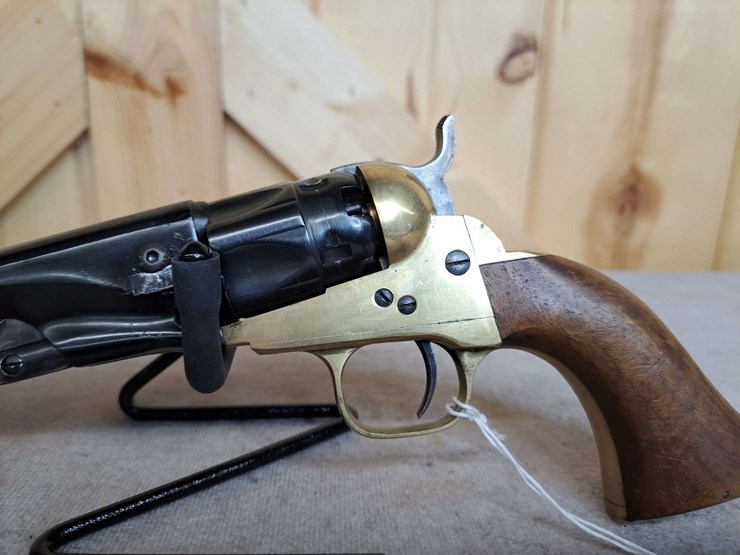 cva-blackpowder-percussion-sa-revolver-image-4