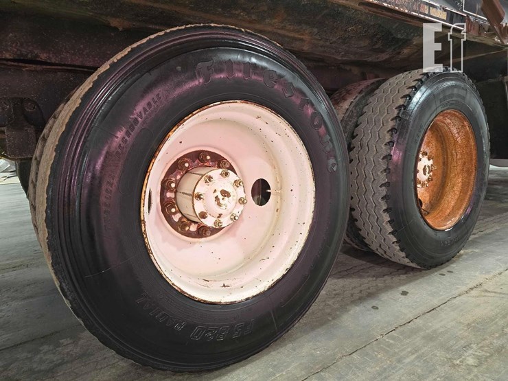 1985-freightliner-6163-image-25