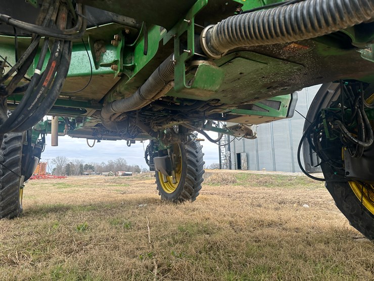 2014-john-deere-r4038-image-18