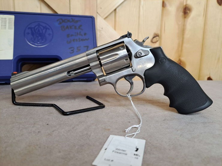 smith-&-wesson-model-686-.357-magnum-da-revolver-image-2