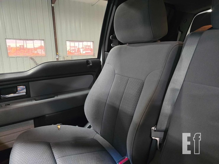 2013-ford-f150-xlt-image-25