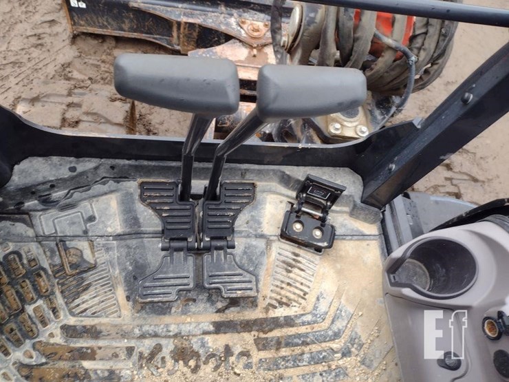 kubota-kx057-5-image-8