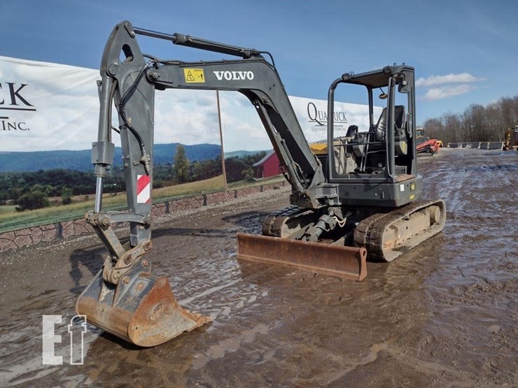 2016-volvo-ecr58d-image-47