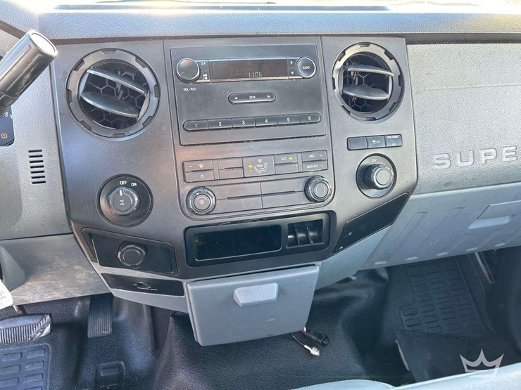 2011-ford-f250-image-18