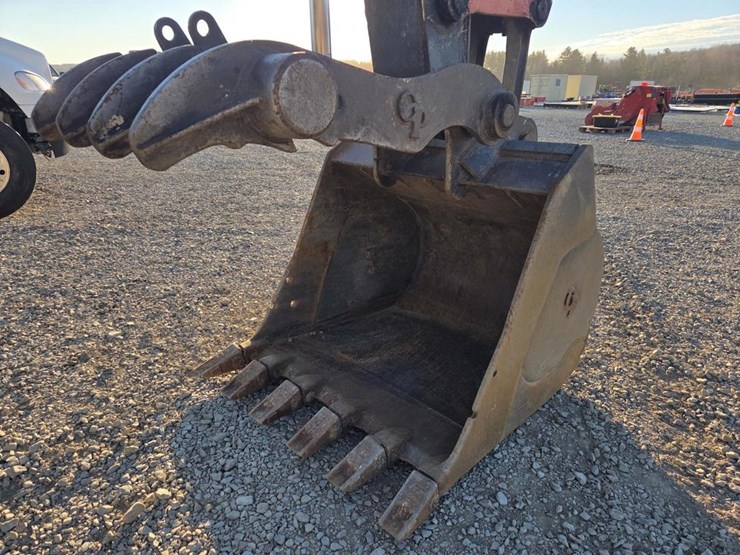 2012-deere-160d-lc-image-10