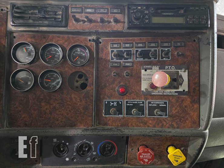 2006-kenworth-t800-image-14