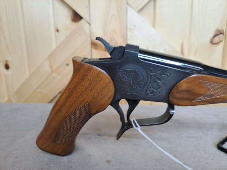thompson/center-.22-wmr-&-.44-magnum-single-shot-contender-image-15