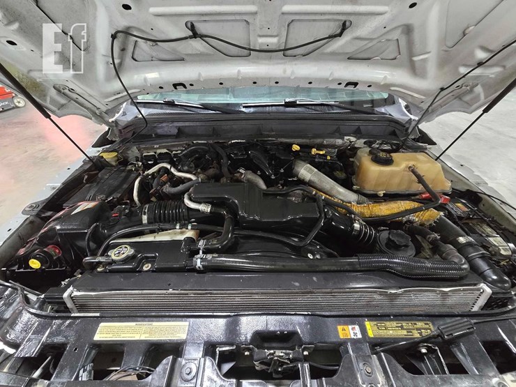 2015-ford-f350-image-16