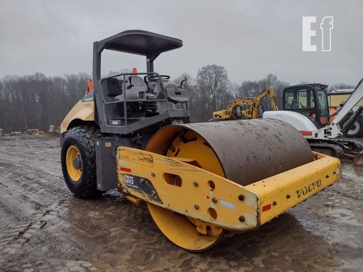 2014-volvo-sd115-image-27