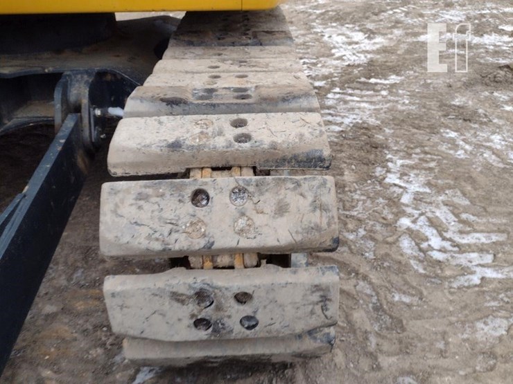 2021-deere-85g-image-35