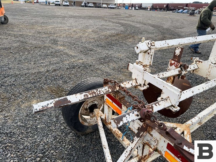 13'-toolbar-w/-custom-carrier-cart-image-15