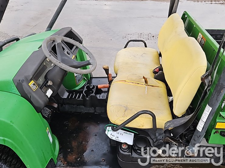 john-deere-gator-image-18